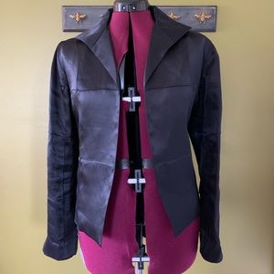 🟣 3/$50! Beautiful Carlisle 100% silk jacket